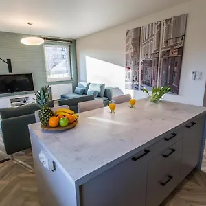  Apartament Home Inn